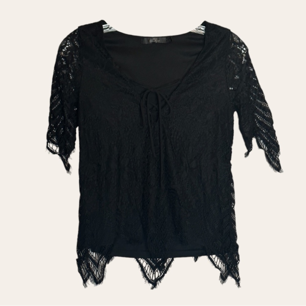 🌺 BKE Boutique Black Witchy Lace Up Boho Stretchy Blouse Size XS